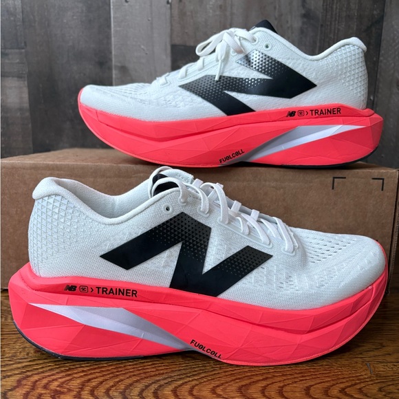 New Balance Other - New Balance FuelCell SuperComp Trainer v3 Running Mens 11.5 White Red MRCXY4